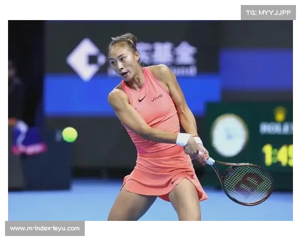 郑钦文右肘手术后强势回归中网以七号种子身份再战赛场